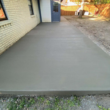 Patio & Walkway