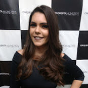 Thais Estevess foto