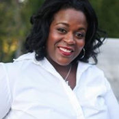 Nikki Brown's photo