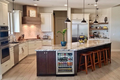 Kitchen photo in Phoenix