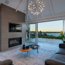 Fireplace/Mantel