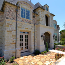 929 Cipriani Lane. DeAndrea Brinkley