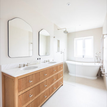 Featuring Harvey George bespoke vanity unit