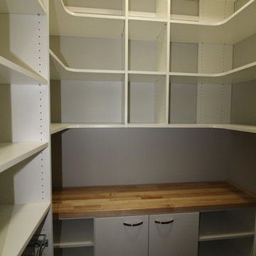 Walk in Pantry