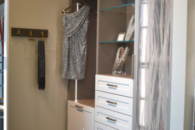 Closet photo in Miami