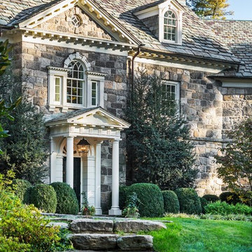 Grand American Colonial