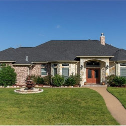 800 Bethpage Ct - Products