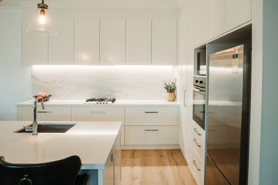 Inspiration for a contemporary kitchen remodel in Central Coast