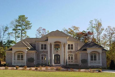 Example of a classic exterior home design in Atlanta