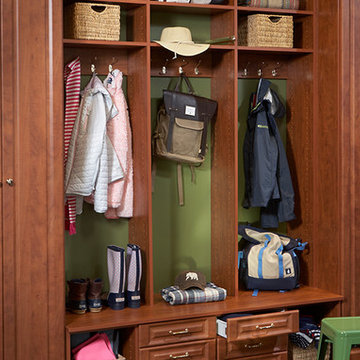 Saint Louis Closet Co. Mudrooms & Lockers