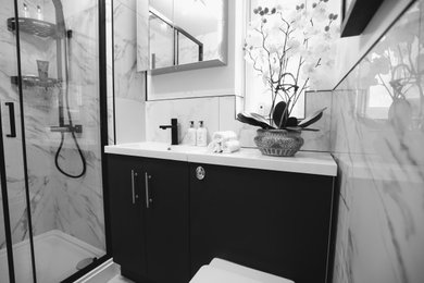 Photo of a modern bathroom in Other.