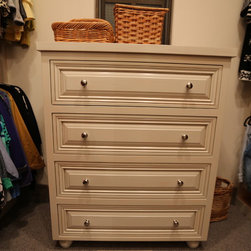 Dressers - Dressers