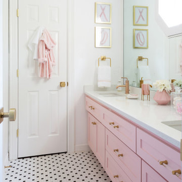 Modern Family Remodel The Woodlands