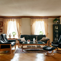 Kensington by Stressless - Recliner Chairs