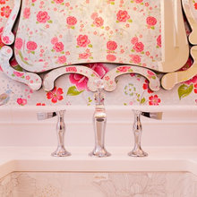 Bathroom-Girls