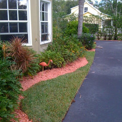 Green Ground Effects Colored Shell - Gardening Tools