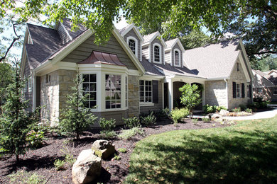 Home design - traditional home design idea in Kansas City