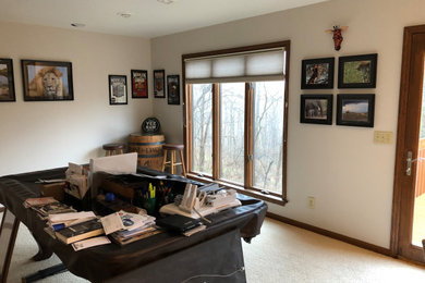 Elegant family room photo in Cincinnati