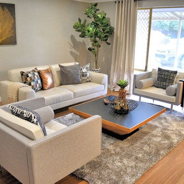 Groove is in the heart - Love this 1970's reno property.