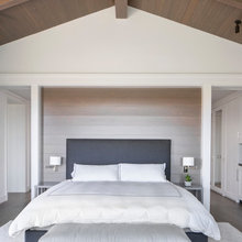 wall covering but in seacoast grey for masterbed wall