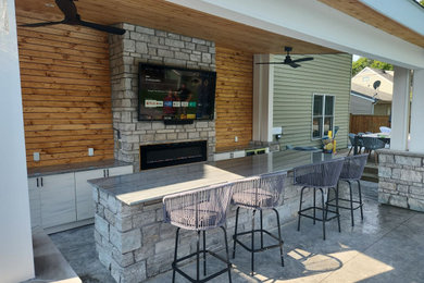 Patio - patio idea in Minneapolis