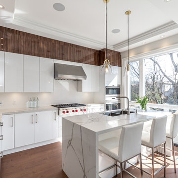 Upscale Living In Bedford Park