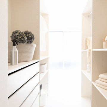 吹き抜けでつながる家