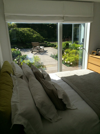 Contemporary Bedroom by Lucy Willcox Garden Design