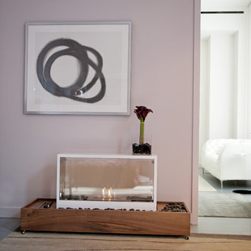 Chelsea Loft: Creative Tables