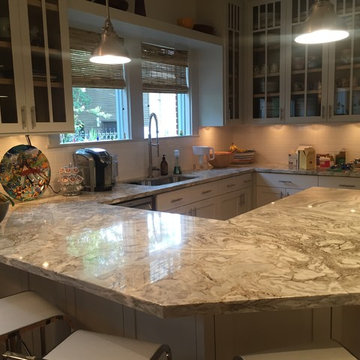 Contemporary Modern Kitchen