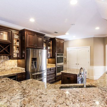 Williams (Waypoint) Zelmar Kitchen Remodel