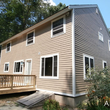 North Andover, MA - James Hardie HardiePlank Khaki Brown