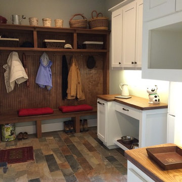 craftsman mudroom