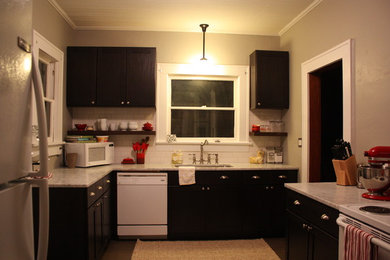 Trendy kitchen photo in Oklahoma City with white appliances