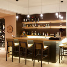 Marks Bar