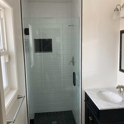 Canton - Long Beach - Shower Doors