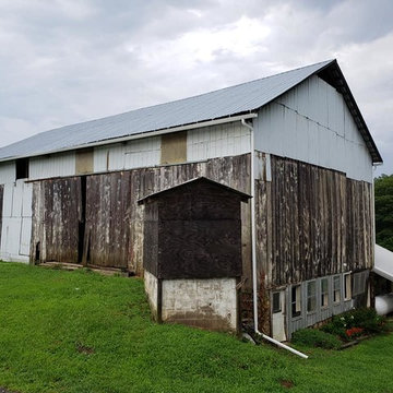 House & Barn- White Seamless Gutters