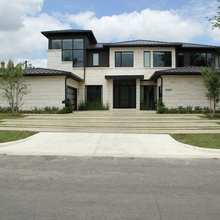 Contemporary House in Dallas