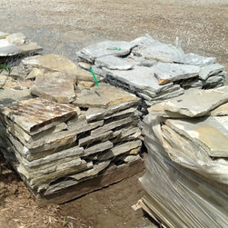 Grey Tennessee Crab Orchard flagstone - Outdoor Products