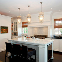 Granite, pretty kitchen