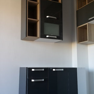 Samll Kitchenette in North coast