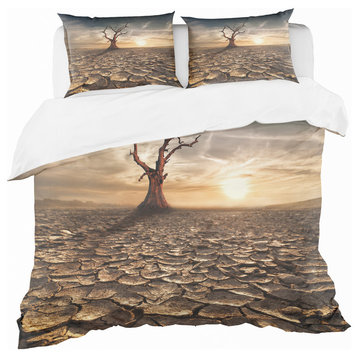 Lonely Dead Tree in Cracked Land Modern Duvet Cover, Queen