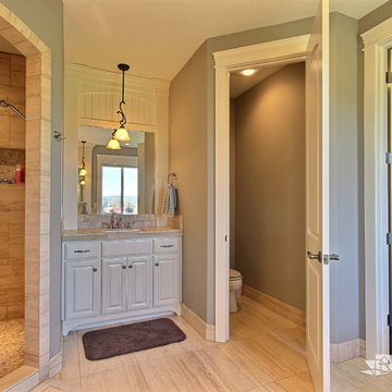 The Willow - Transitional Family Home on Acreage in Brush Prairie, Washington