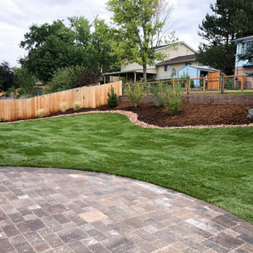 Back yard - Interlocking paver patio
