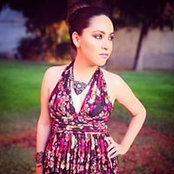 Julia Rangel's photo