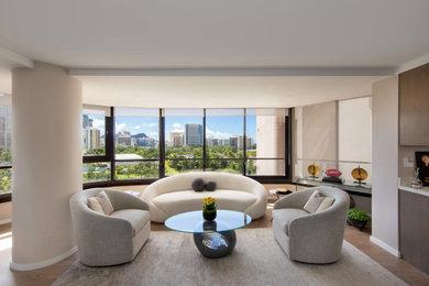 Minimalist living room photo in Hawaii