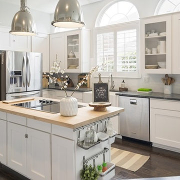 ROOM: Kitchen