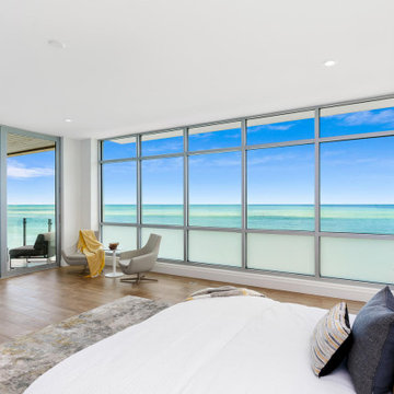 Primary Bedroom Suite with Floor-to-Ceiling Gulf Views — Siesta Key Condo