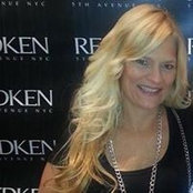 Lindie Hicks's photo