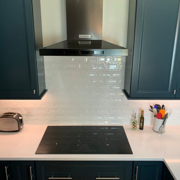 KitchenAid Hood & 5 Burner Glass Induction Cooktop